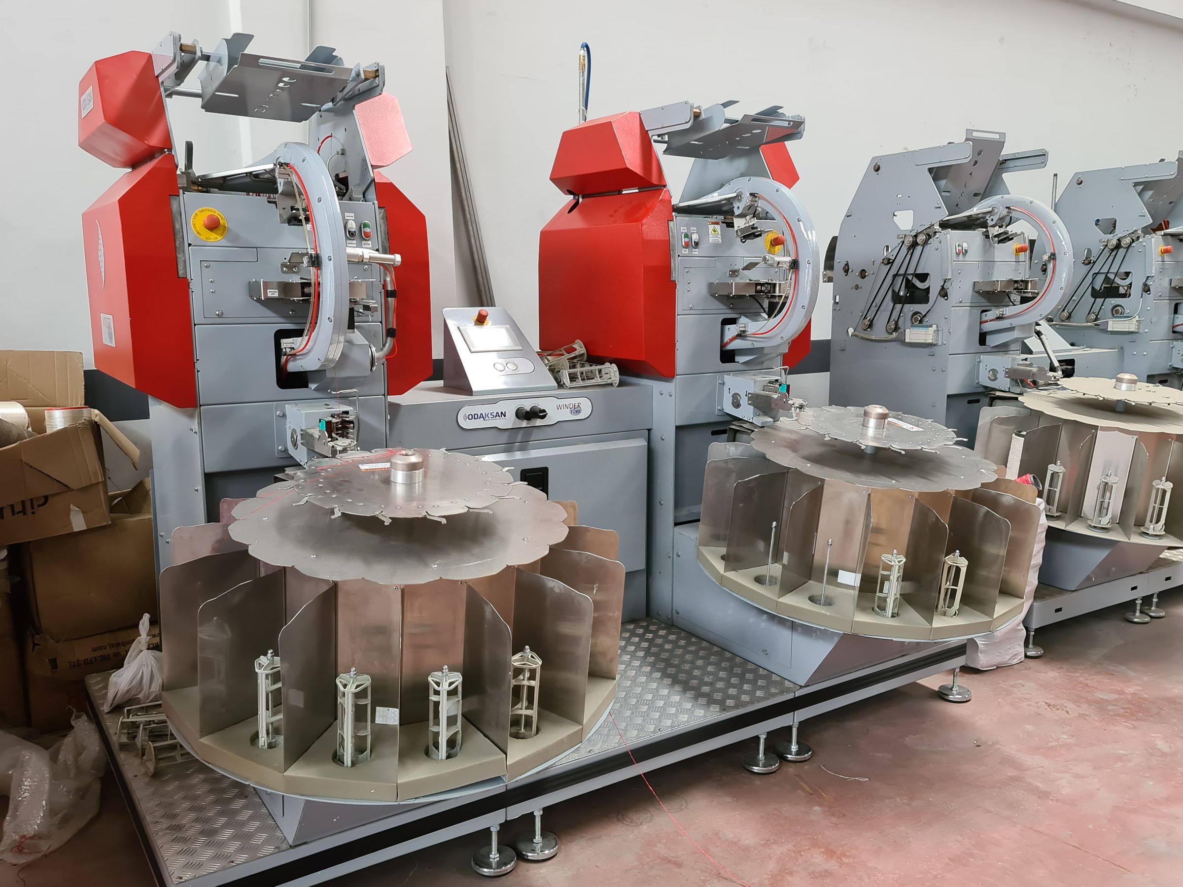 Rotary indexing assembly machines